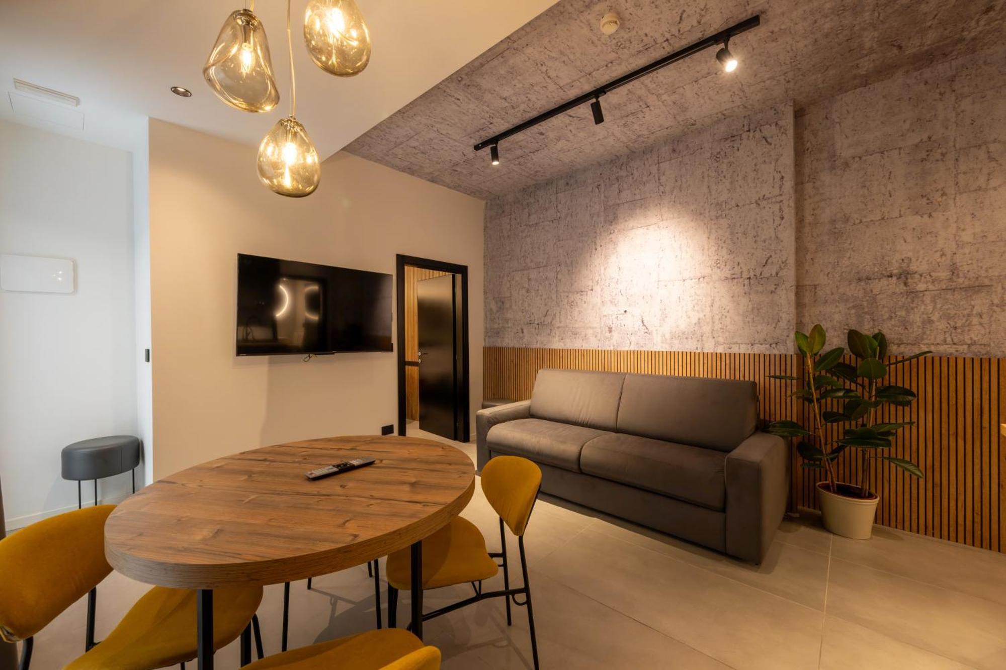 Meg Lifestyle Hotel & Apartaments Ричоне Екстериор снимка