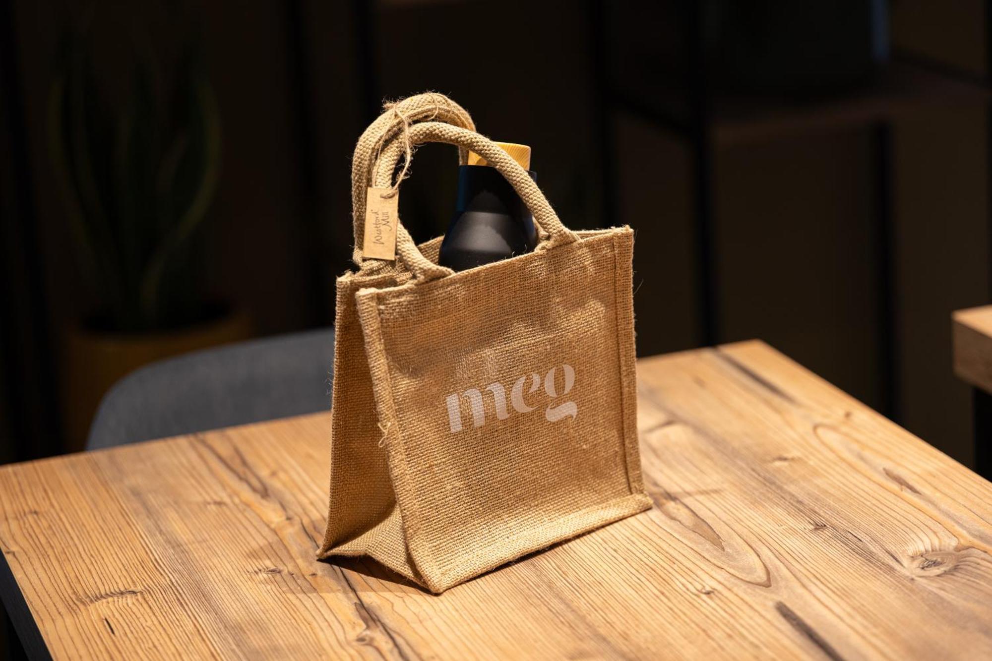 Meg Lifestyle Hotel & Apartaments Ричоне Екстериор снимка