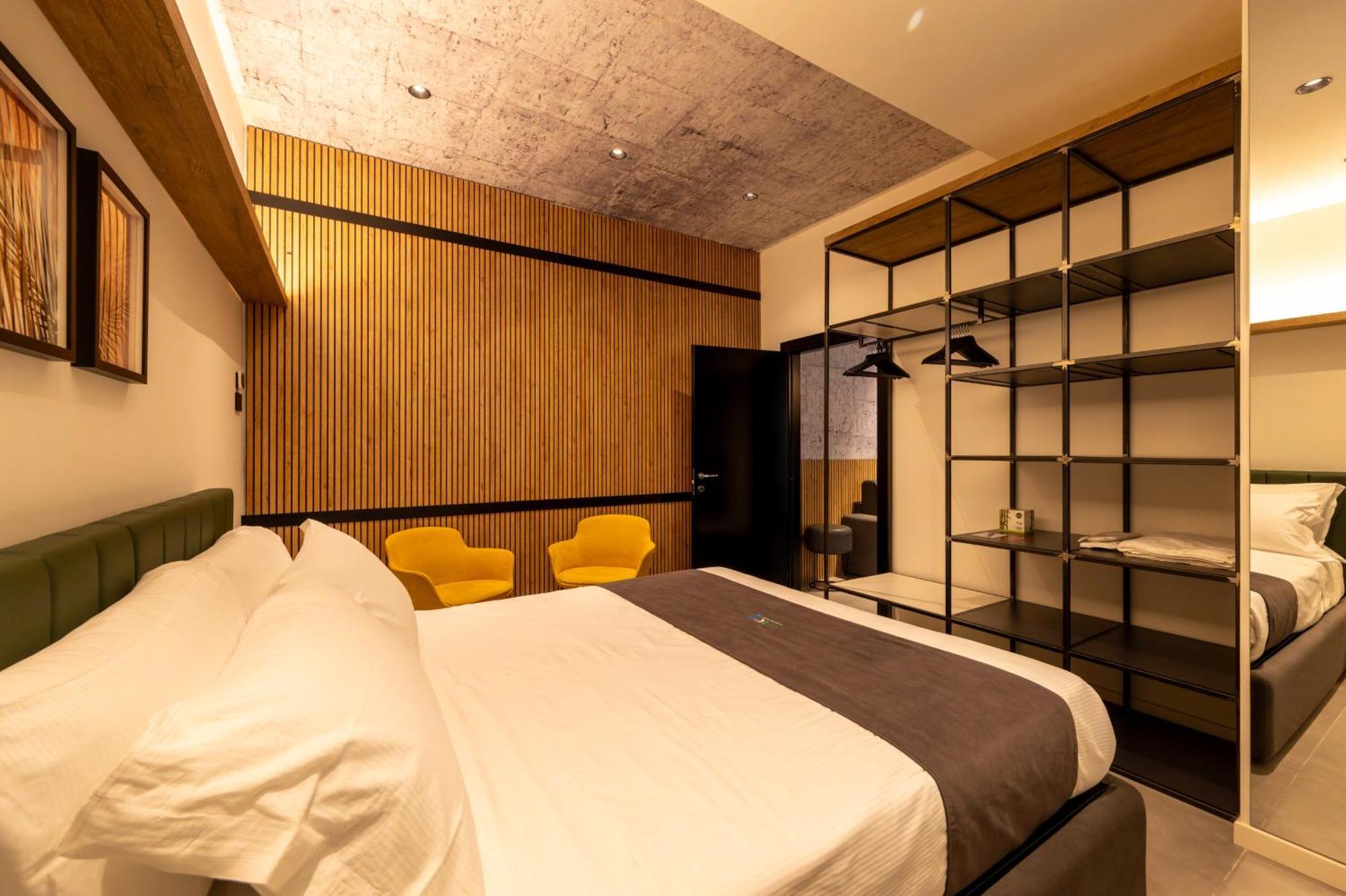 Meg Lifestyle Hotel & Apartaments Ричоне Екстериор снимка
