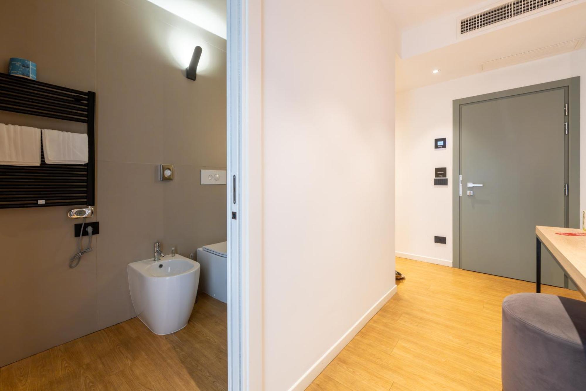 Meg Lifestyle Hotel & Apartaments Ричоне Екстериор снимка