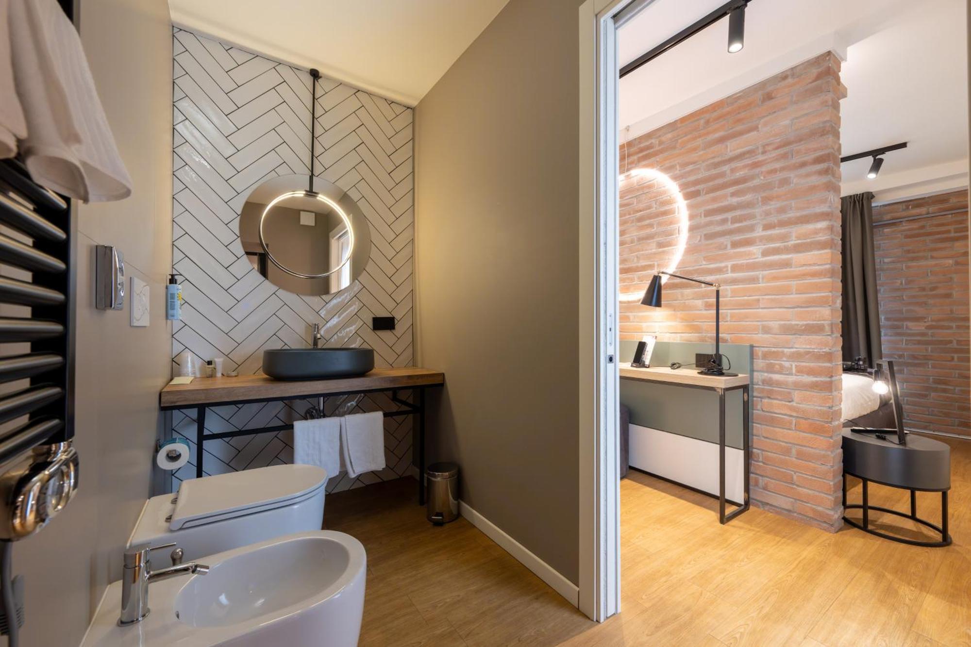 Meg Lifestyle Hotel & Apartaments Ричоне Екстериор снимка
