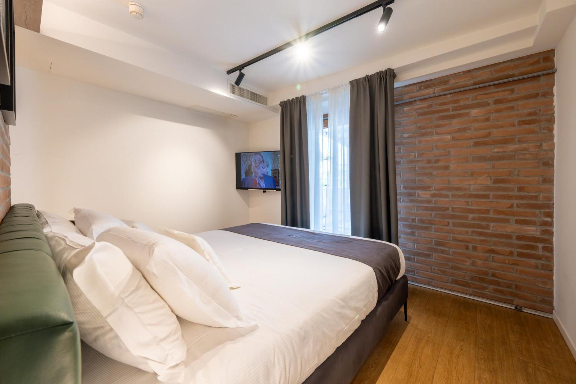 Meg Lifestyle Hotel & Apartaments Ричоне Екстериор снимка